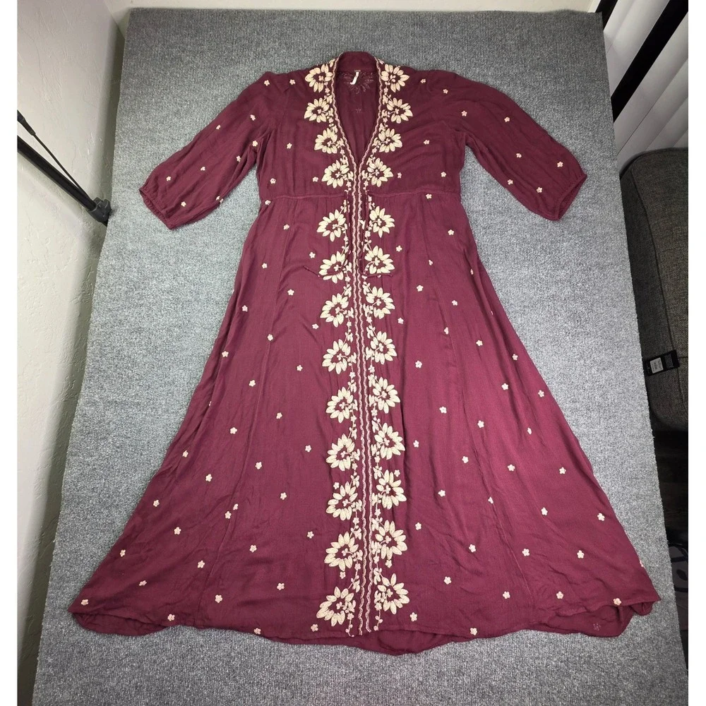 Free People Maxi Dress Womens Small Burgundy Floral Embroidered Boho V-Neck
